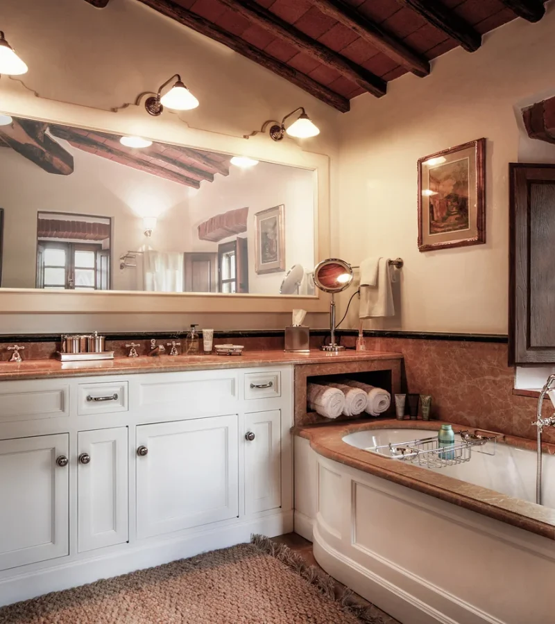 TuscanFarmhouseEstate-19-Bathroom