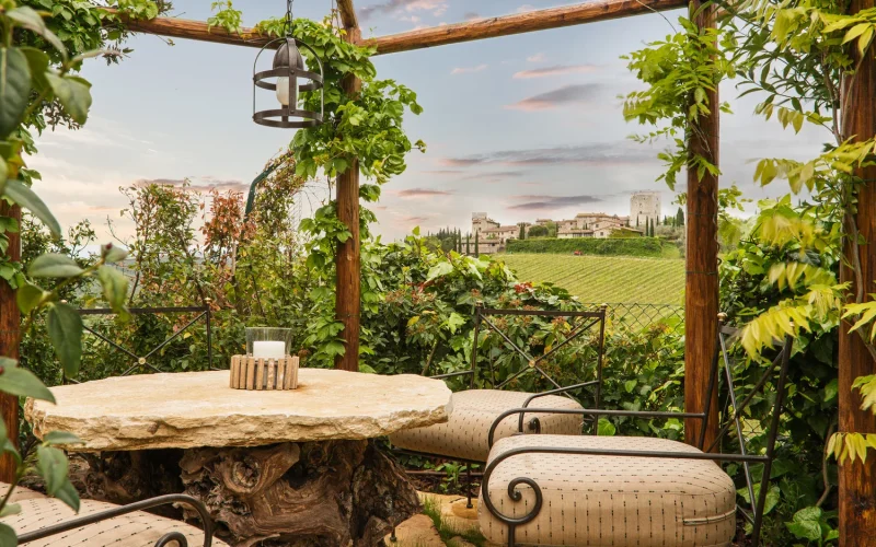 TuscanFarmhouseEstate-4-Patio